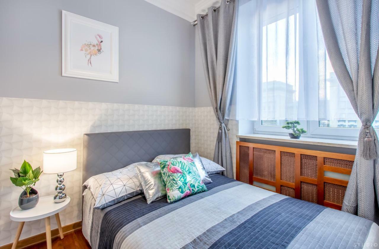 *Clicktheflat* Wilcza 33 Street Apart Rooms In The City Center Warschau Exterior foto
