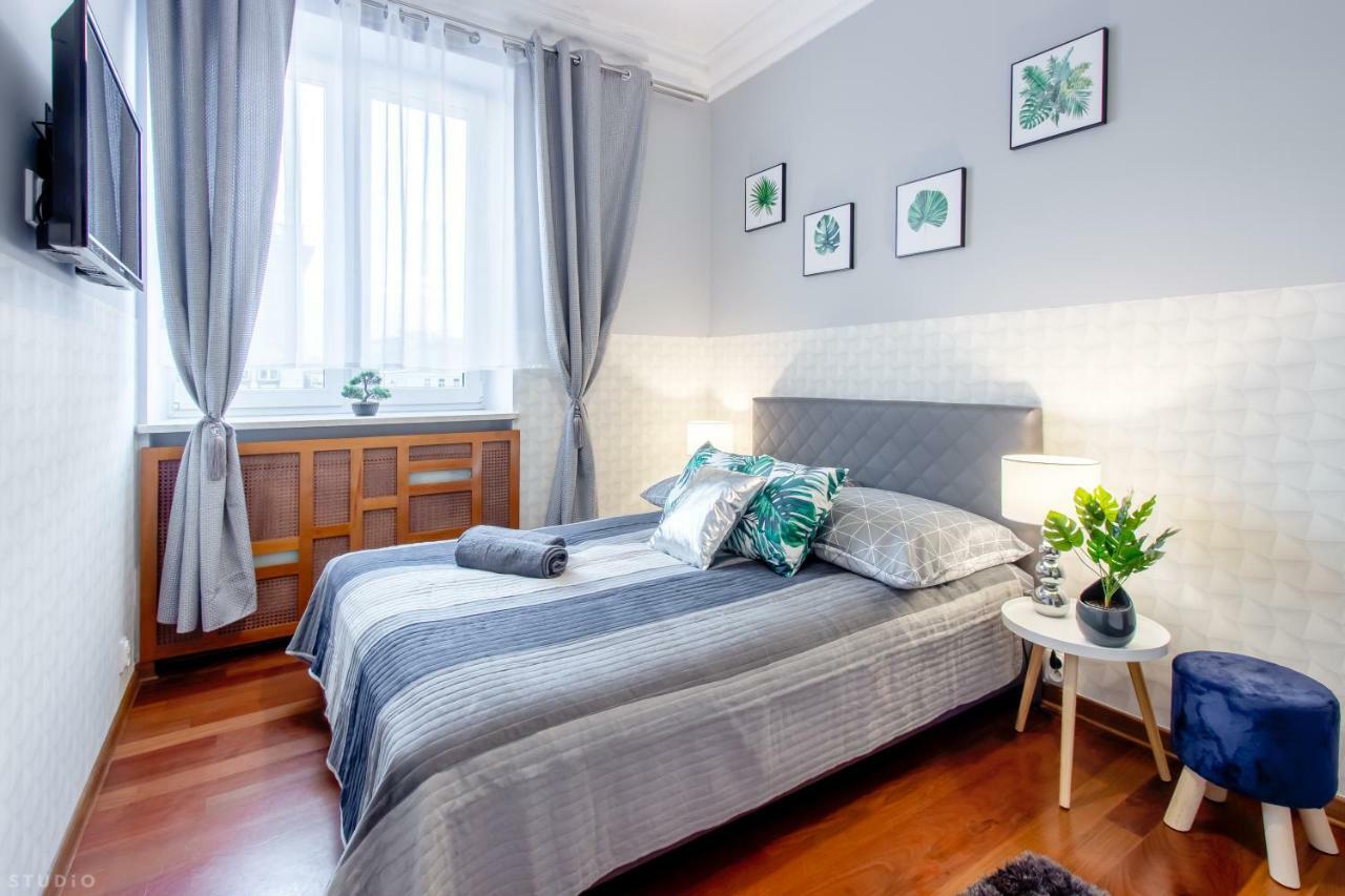 *Clicktheflat* Wilcza 33 Street Apart Rooms In The City Center Warschau Exterior foto